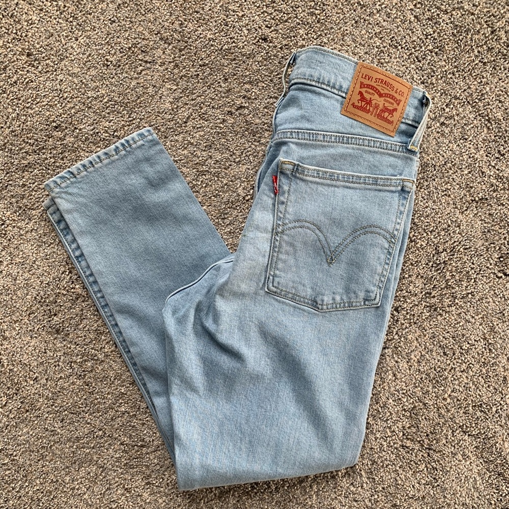 Levi jeans